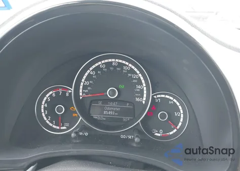 2016 Volkswagen Beetle 1.8T Classic z USA, uszkodzony, nr VIN 3VWF17AT0GM631439